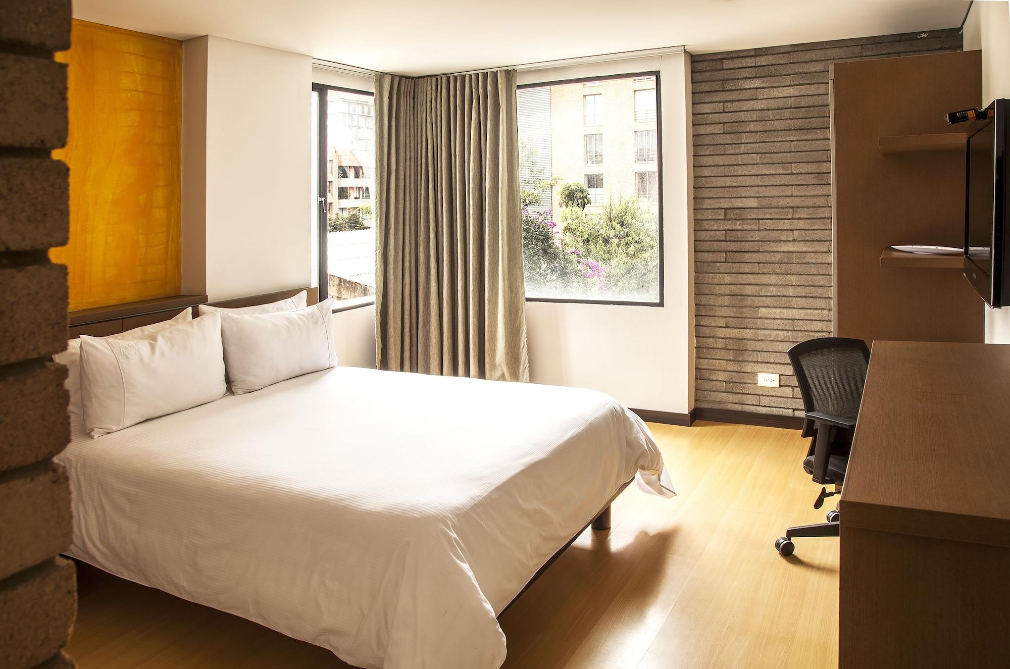 Hotel Viaggio Nueve Tres Богота Екстериор снимка