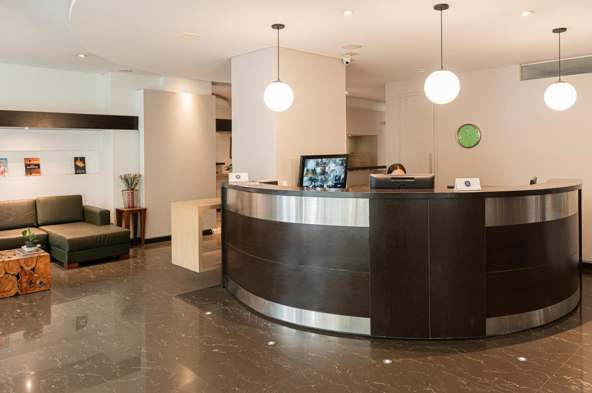 Hotel Viaggio Nueve Tres Богота Екстериор снимка