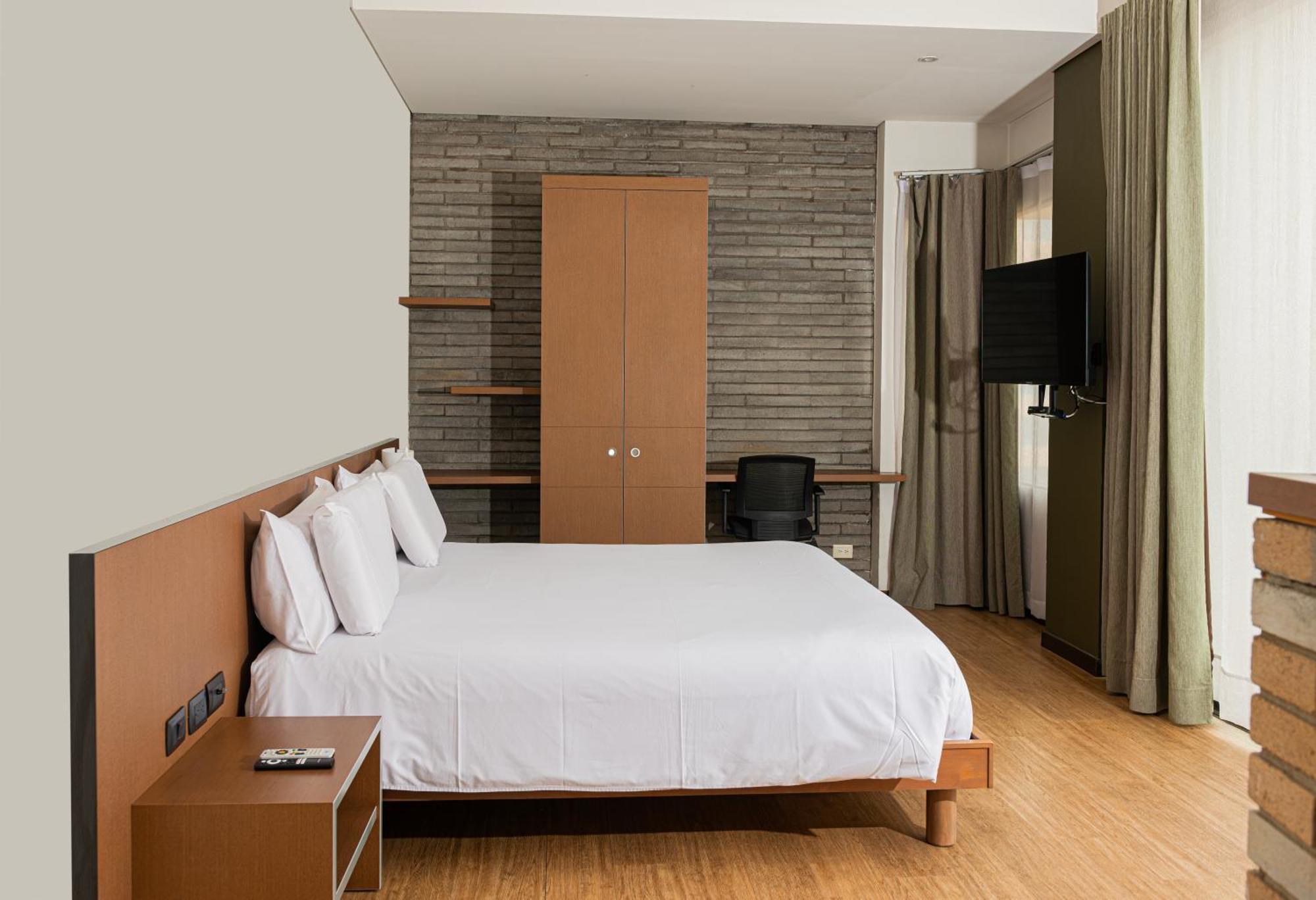 Hotel Viaggio Nueve Tres Богота Екстериор снимка