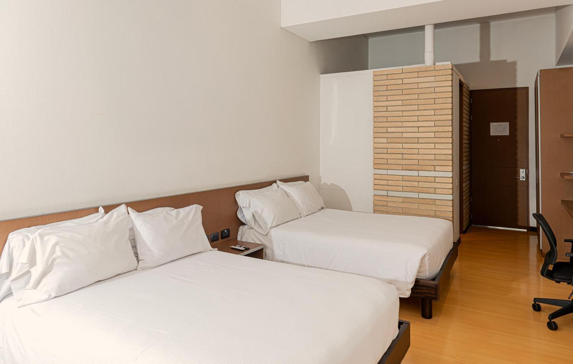 Hotel Viaggio Nueve Tres Богота Екстериор снимка