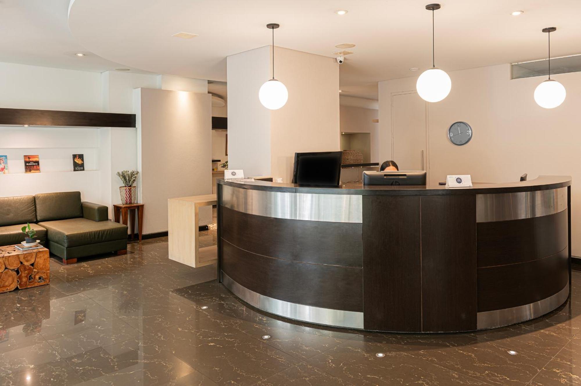 Hotel Viaggio Nueve Tres Богота Екстериор снимка