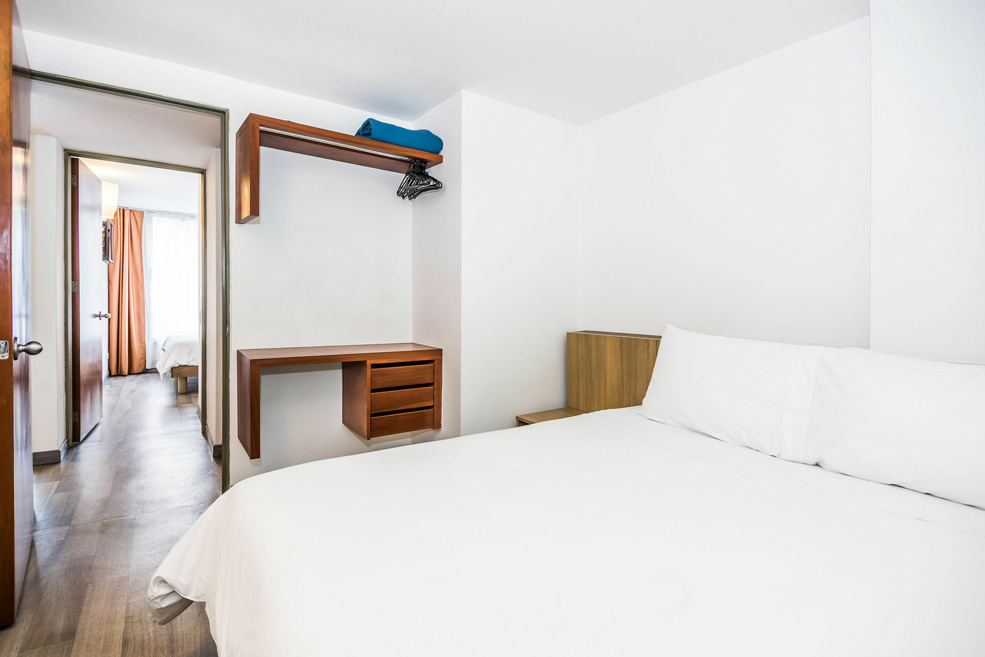 Hotel Viaggio Nueve Tres Богота Екстериор снимка